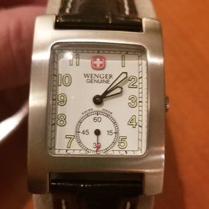Wenger Swiss Genuine Watch. Ladies. Black leather band.